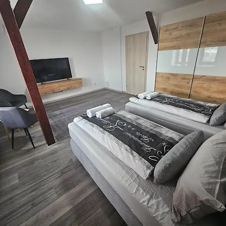 Suite Dari Bernburg Exterior photo